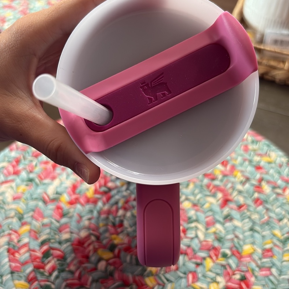 Stanley Pink Tumbler with Handle - Picture 2 of 2